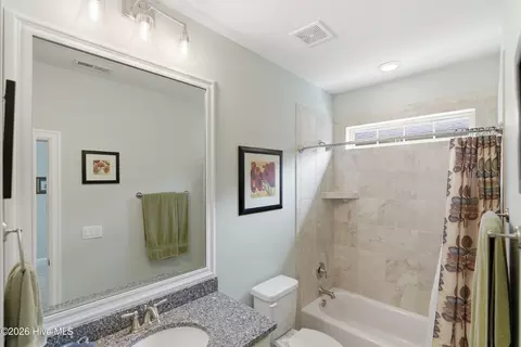 Bath - 952 Jenoa Loop, Castle Hayne, NC 28429 photo 6 of 9