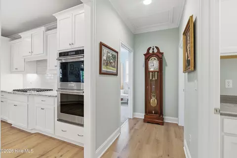 Entry Way - 952 Jenoa Loop, Castle Hayne, NC 28429 photo 2 of 3