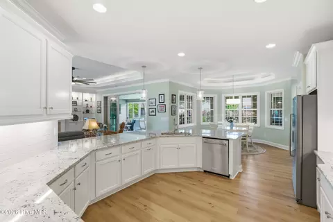 Kitchen - 952 Jenoa Loop, Castle Hayne, NC 28429 photo 2 of 5