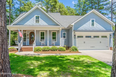 380 Lake Forest Dr SE, Pinehurst, NC 28374 photo 2