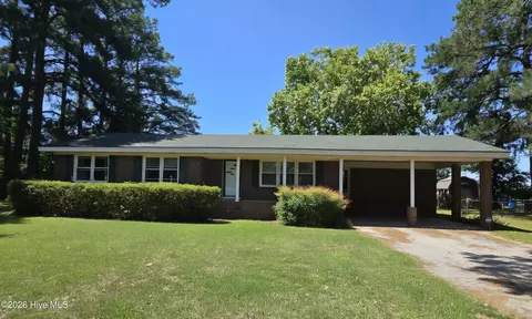 1631 Belvoir Hwy, Greenville, NC 27834