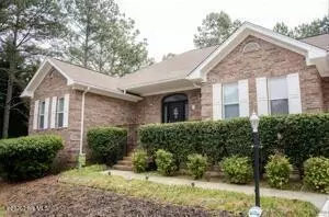 8 Tull Ln, Pinehurst, NC 28374