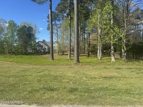 13 Christine Ct, Hertford, NC 27944