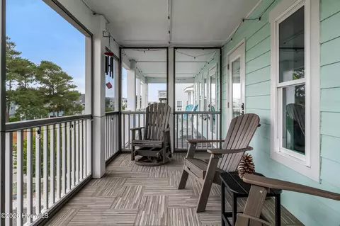 Exterior - 404 30th St, Sunset Beach, NC 28468 photo 8 of 9