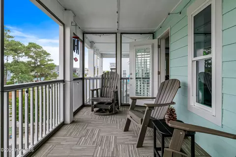Exterior - 404 30th St, Sunset Beach, NC 28468 photo 5 of 9