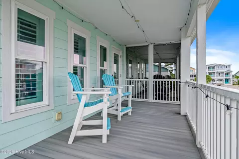 Exterior - 404 30th St, Sunset Beach, NC 28468 photo 3 of 9