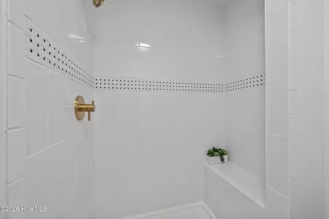 Bath - 106 Dolphin Dr, Hampstead, NC 28443 photo 2 of 6