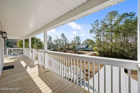 Exterior - 106 Dolphin Dr, Hampstead, NC 28443 photo 2 of 8