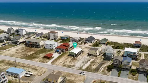 225 Sea Shore Dr, North Topsail Beach, NC 28460