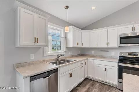 Kitchen - 525 N Ridgecrest St, Pinebluff, NC 28373 photo 5 of 5