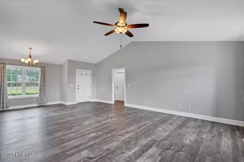 Living - 525 N Ridgecrest St, Pinebluff, NC 28373 photo 4 of 7