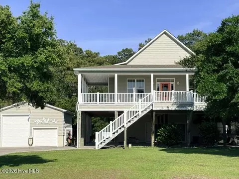 234 Sheldon Rd, Harkers Island, NC 28531