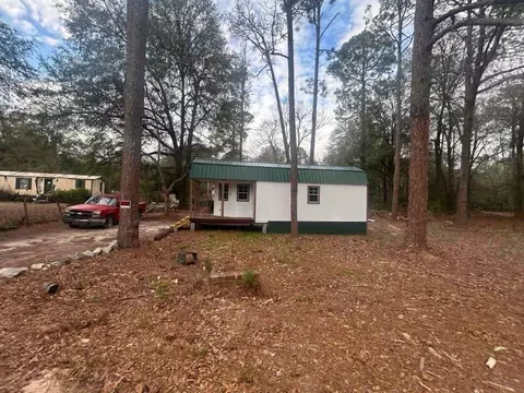 5042 Deer Trail Dr, Hephzibah, GA 30815