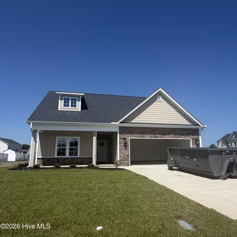 600 Megan Dr, Greenville, NC 27834