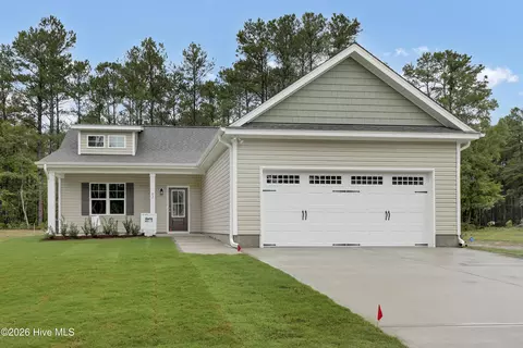 42 Peach Ct, Burgaw, NC 28425
