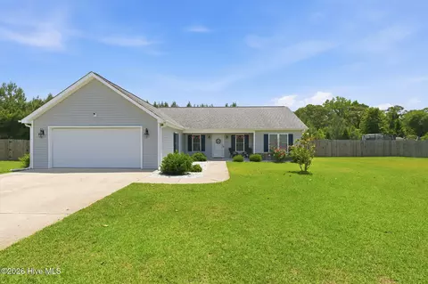 85 Plantation Oaks Dr, New Bern, NC 28560