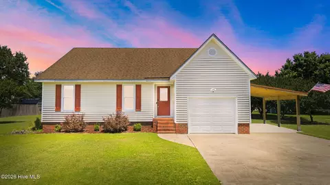 303 Plateau Dr, Greenville, NC 27858