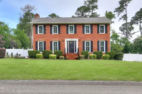 519 Greenbriar Dr, North Augusta, SC 29860
