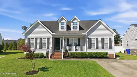 1204 Quarterpath Dr, Winterville, NC 28590