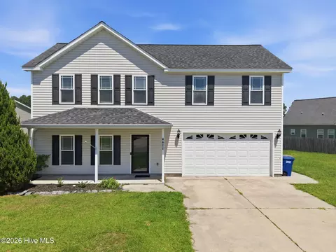 4400 Bristlecone Dr, Ayden, NC 28513