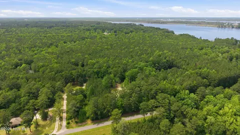 9 Ags Ave, Chocowinity, NC 27817 photo 3