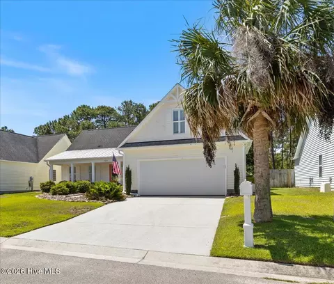 520 Catamaran Dr, Wilmington, NC 28412