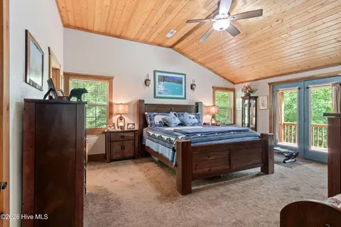 Bedroom - 1070 Burger Rd, Murphy, NC 28906 photo 3 of 5