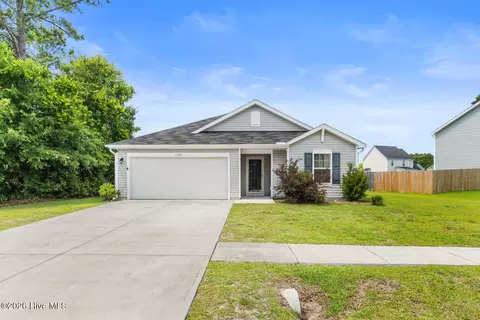 1103 Farmhouse Ln, Jacksonville, NC 28546