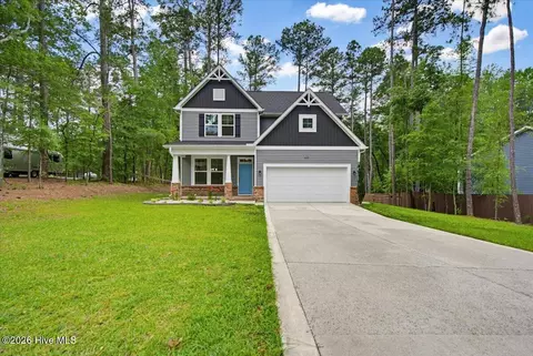 598 E L Ives Dr, Aberdeen, NC 28315