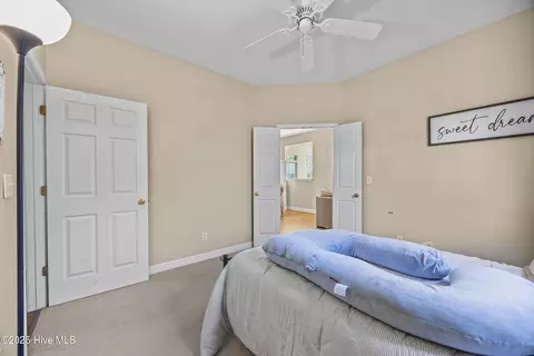 Bedroom - 130 Azalea Dr, Hampstead, NC 28443 photo 6 of 8
