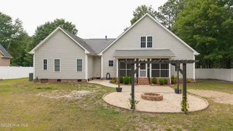 Exterior - 294 Pinecroft Dr, Dunn, NC 28334 photo 4 of 4