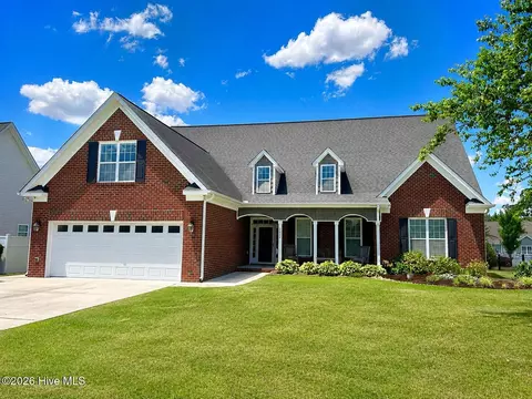 2822 Sunny Vale Dr, Winterville, NC 28590