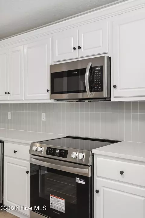 Kitchen - 542 Laniers Way, Evans, GA 30809 photo 3 of 5
