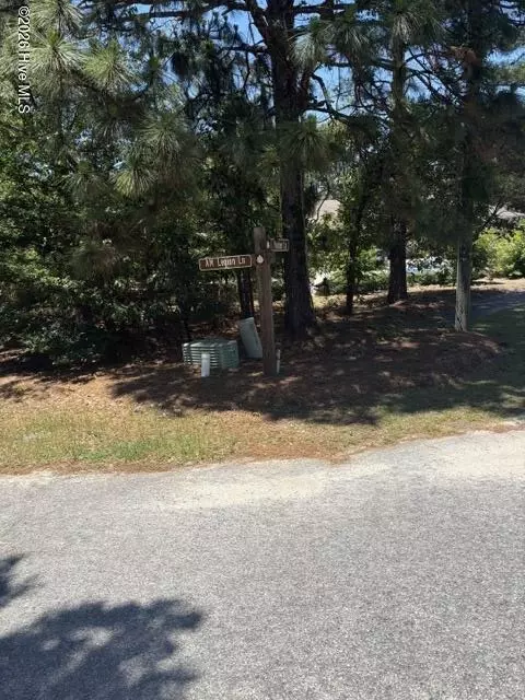 55 Parker Ln, Pinehurst, NC 28374