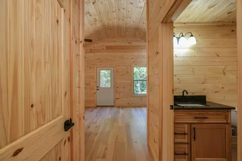Entry Way - 54 Hawthorne Ln, Murphy, NC 28906 photo 2 of 2
