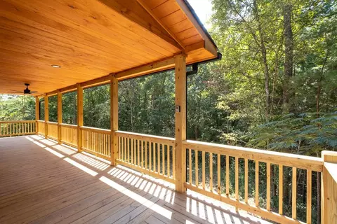 Exterior - 54 Hawthorne Ln, Murphy, NC 28906 photo 4 of 9