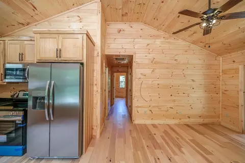 Entry Way - 54 Hawthorne Ln, Murphy, NC 28906 photo 1 of 2