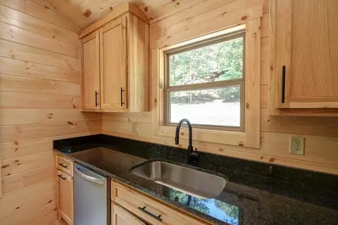 Kitchen - 54 Hawthorne Ln, Murphy, NC 28906 photo 3 of 4
