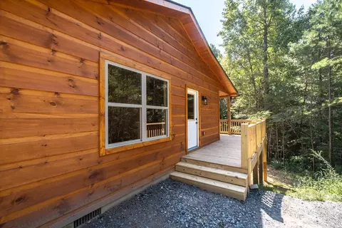 Exterior - 54 Hawthorne Ln, Murphy, NC 28906 photo 2 of 9