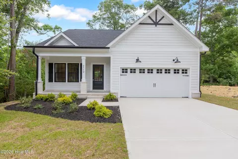 3710 Marsh Hen Dr SW, Shallotte, NC 28470