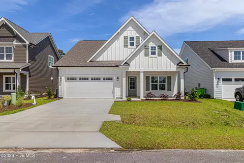 210 Windswept Ln, Beaufort, NC 28516