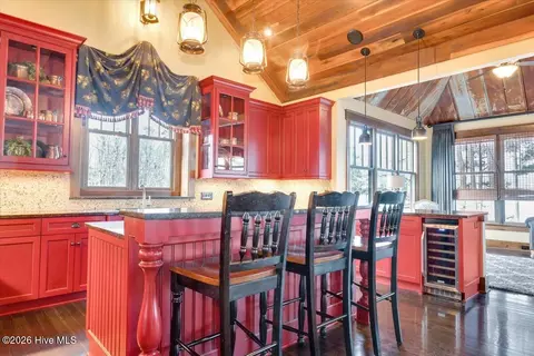 Kitchen - 207 Breckenridge Ln, Modoc, SC 29838 photo 3 of 4