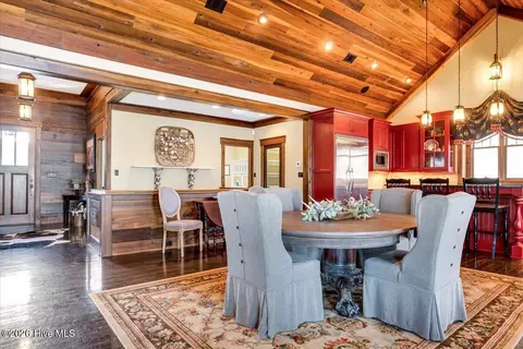 Dining - 207 Breckenridge Ln, Modoc, SC 29838 photo 1 of 4