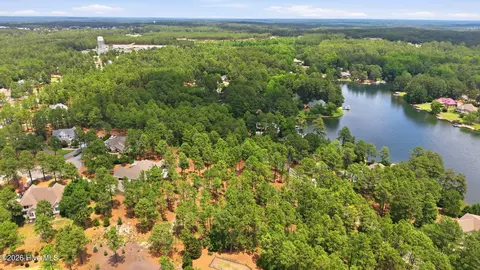 128 Vanore Rd, West End, NC 27376 photo 9