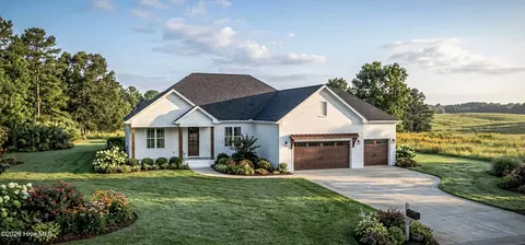 242 Essie Mae Ln, Northwest, NC 28451