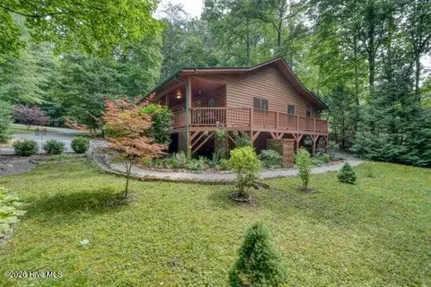 280 Fox Trot Ln, Murphy, NC 28906