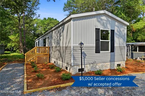 3411 Marlin Dr, Bolivia, NC 28422