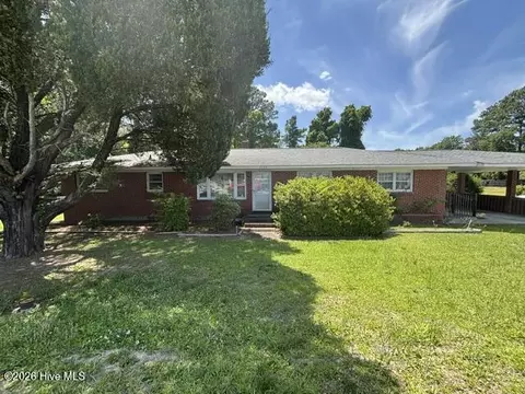 2534 Piney Green Rd, Midway Park, NC 28544