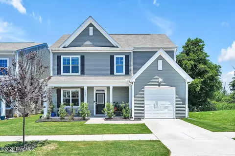 1305 Creekfront Dr, Wilmington, NC 28401