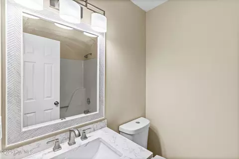 Bath - 3763 Winchester Trl, Martinez, GA 30907 photo 4 of 4